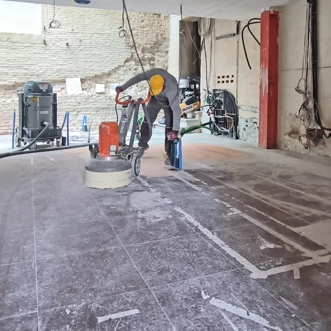 Gellius Pavimenti In Resina Permac Resine